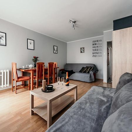 Spacious 3 Bedroom Apartament Near Olivia Business Center Gdańsk Exterior foto